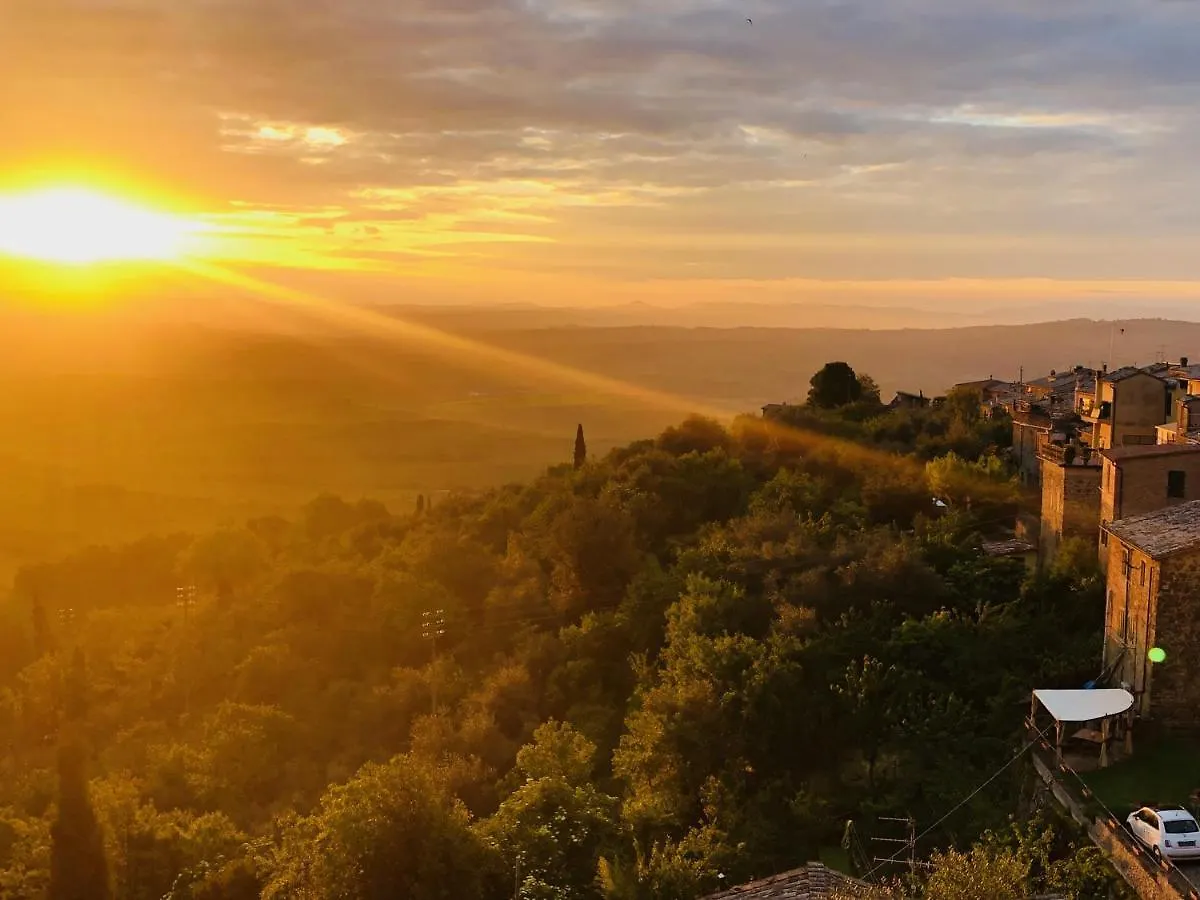 Tuscany View Montalcino 3*,  Italien